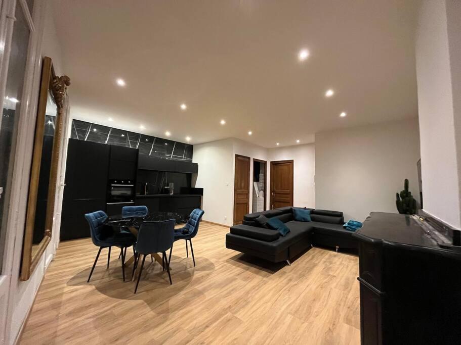 Appartement Haussmannien A 200M Des Halles. ナルボンヌ エクステリア 写真